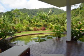 Cominsia Lodge